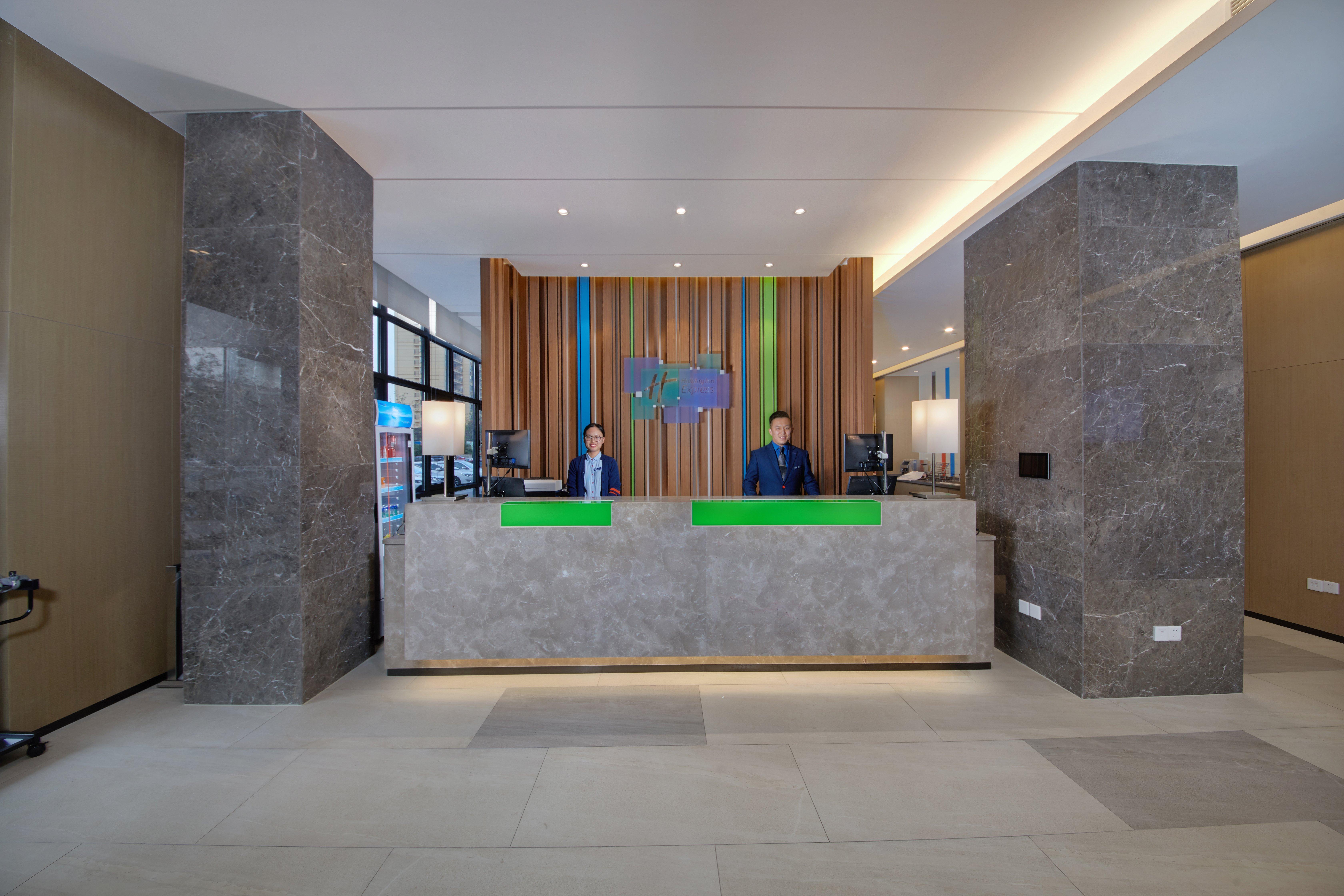 Holiday Inn Express Zhangjiagang East By Ihg エクステリア 写真